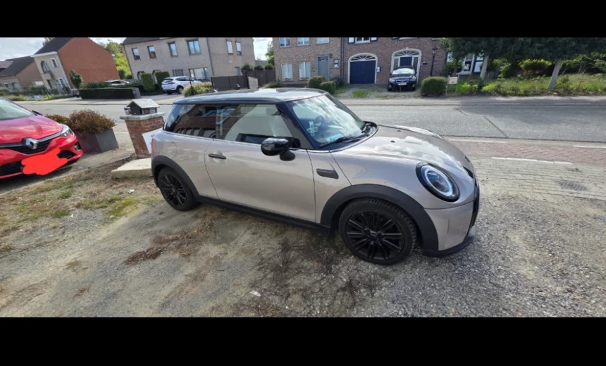MINI Cooper 2022 Gasoline Automatic Image 0