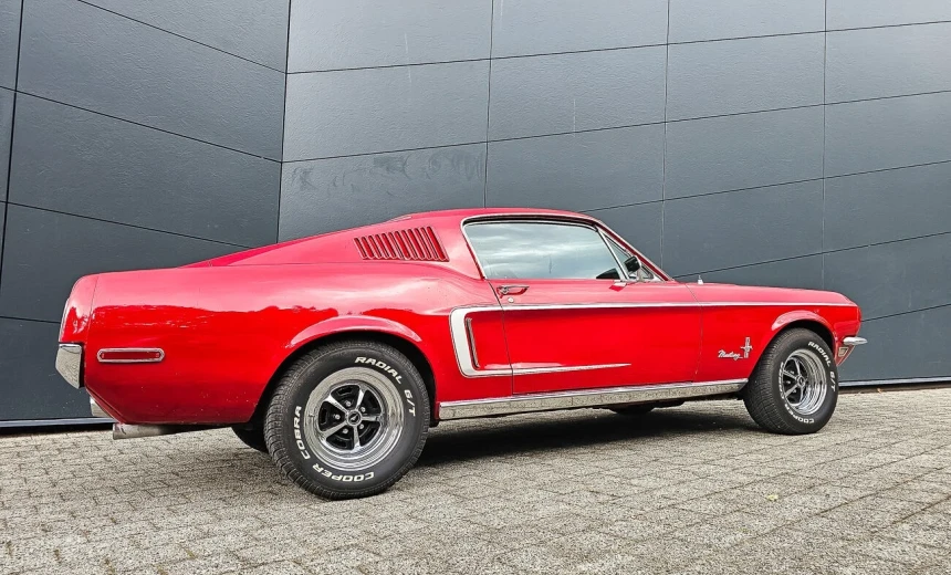 Ford Mustang 1968 Gasoline Automatic Image 1