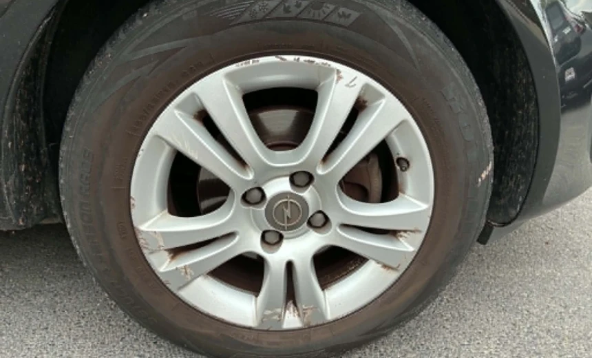 Opel Corsa 2013 Gasoline Manual Image 3