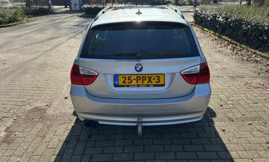 BMW 325 2008 Gasoline Automatic Image 3