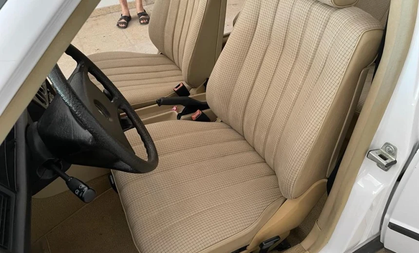 Mercedes-Benz 190 1987 Gasoline Manual Image 5