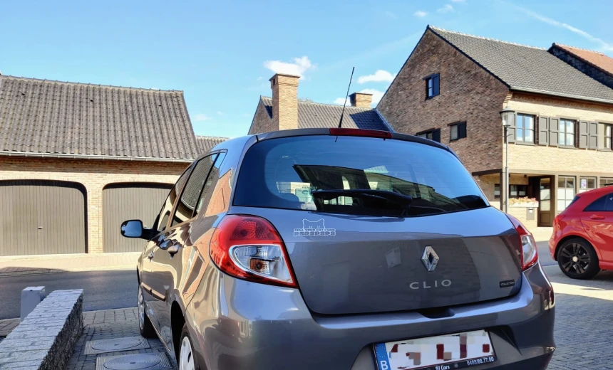 Renault Clio 2014 Gasoline Manual Image 2