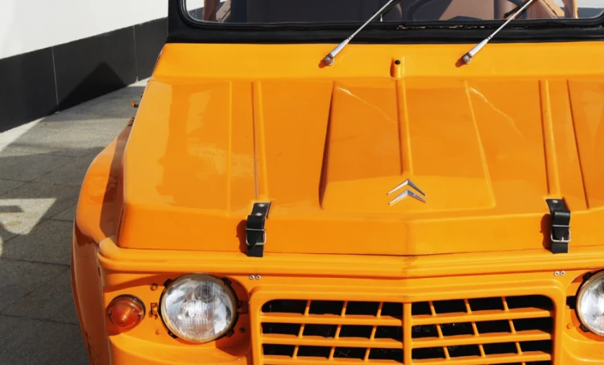 Citroen 2CV 1982 Gasoline Manual Image 1