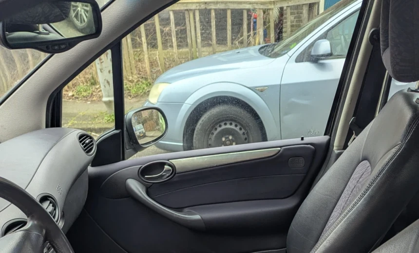 Mercedes-Benz A 160 2002 Gasoline Manual Image 0