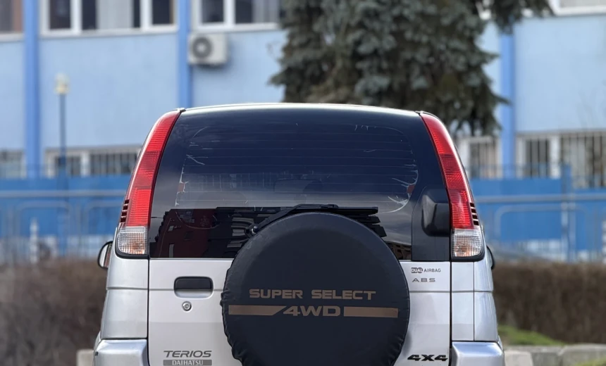 Daihatsu Terios 2005 Gasoline Automatic Image 3