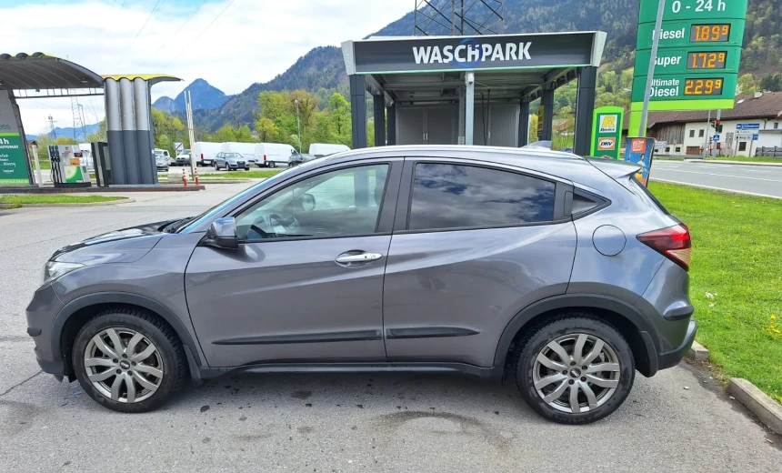 Honda HR-V 2016 Diesel Manual Image 3