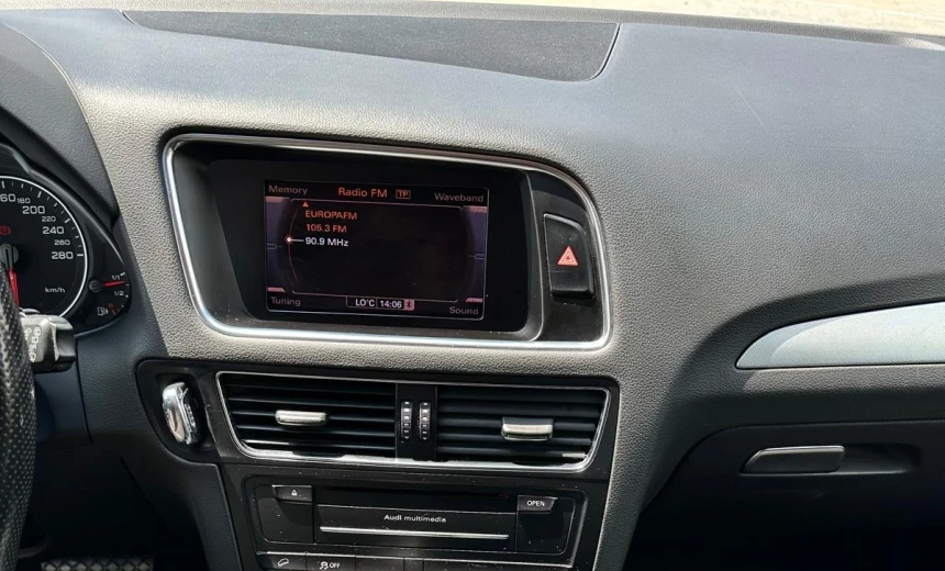 Audi Q5 2011 Diesel Automatic Image 6