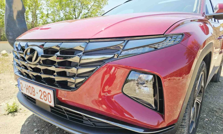 Hyundai Tucson 2021 Hybrid Electric/Gasoline Automatic Image 9