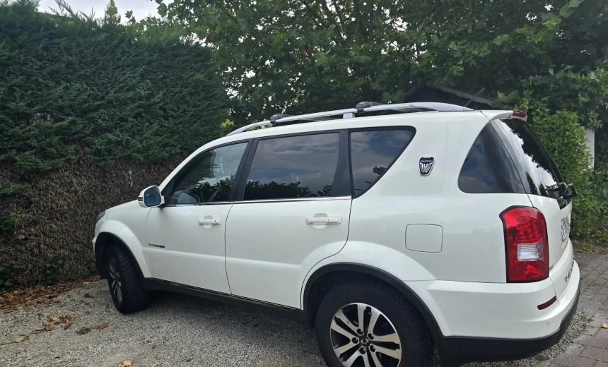 SsangYong REXTON 2015 Diesel Automatic Image 1