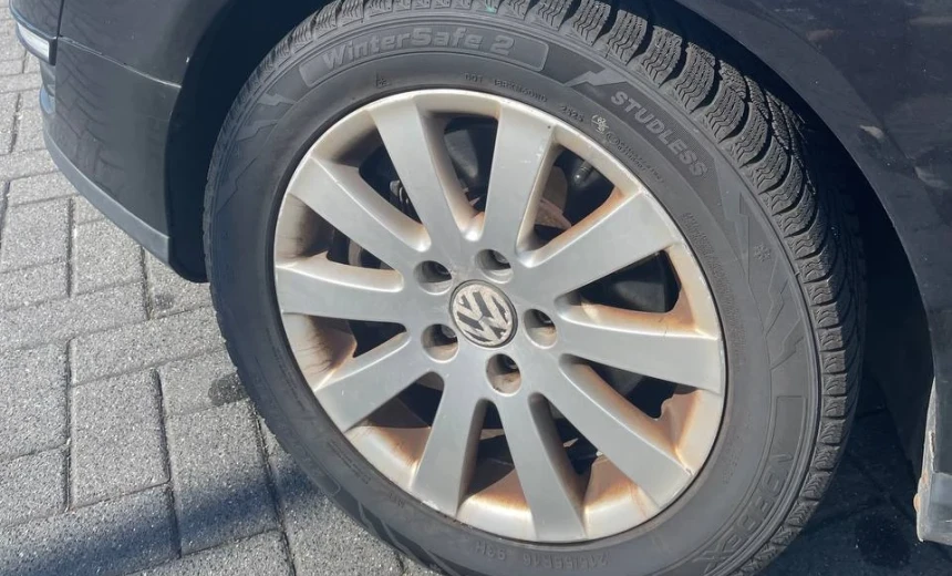 Volkswagen Passat 2007 Gasoline Automatic Image 9