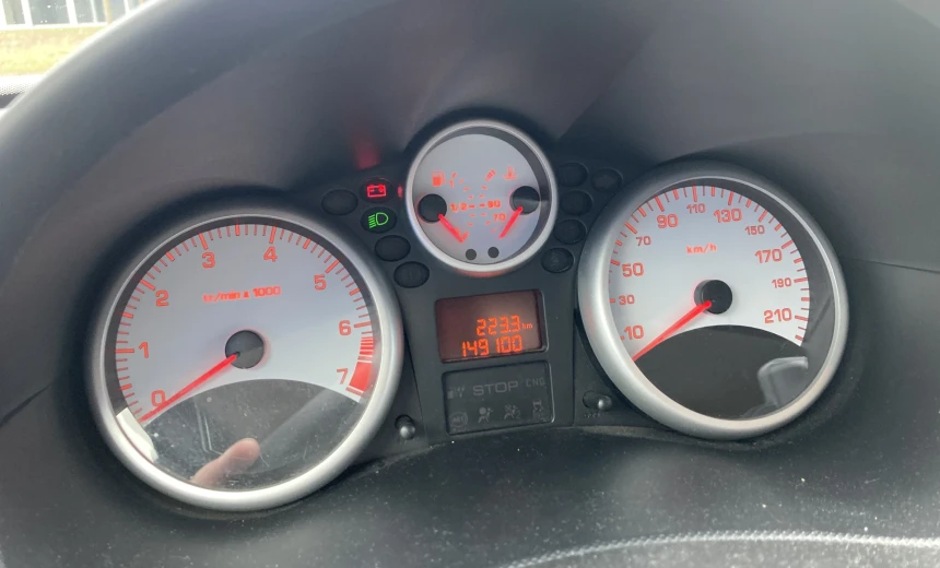 Peugeot 206 2011 Gasoline Manual Image 8