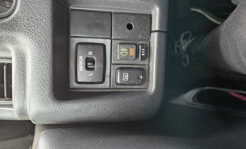 Suzuki Vitara 1998 Gasoline Automatic Image 3