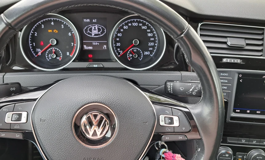 Volkswagen Golf Variant 2017 Gasoline Manual Image 7