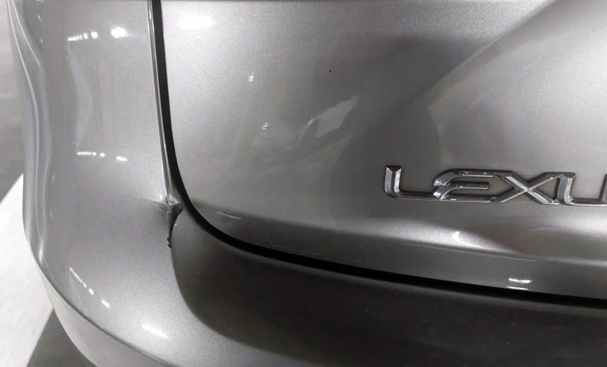 Lexus IS 300 2014 Hybrid Electric/Gasoline Automatic Image 5