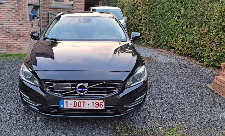 Volvo V60 2013 Hybrid Electric/Diesel Automatic Image 6