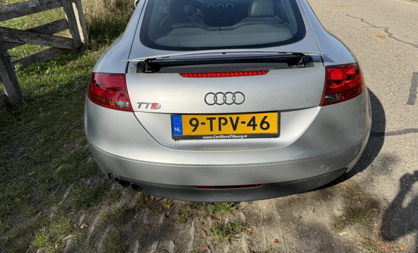 Audi TT 2007 Gasoline Automatic Image 2