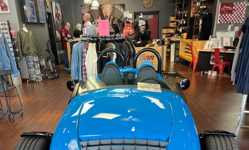 Vanderhall Carmel 2023 Gasoline Automatic Image 3