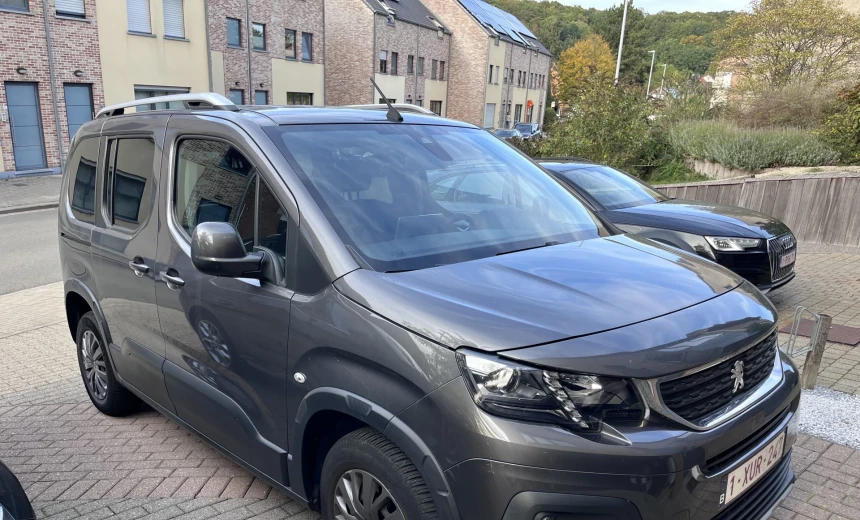 Peugeot Rifter 2020 Diesel Automatic Image 0
