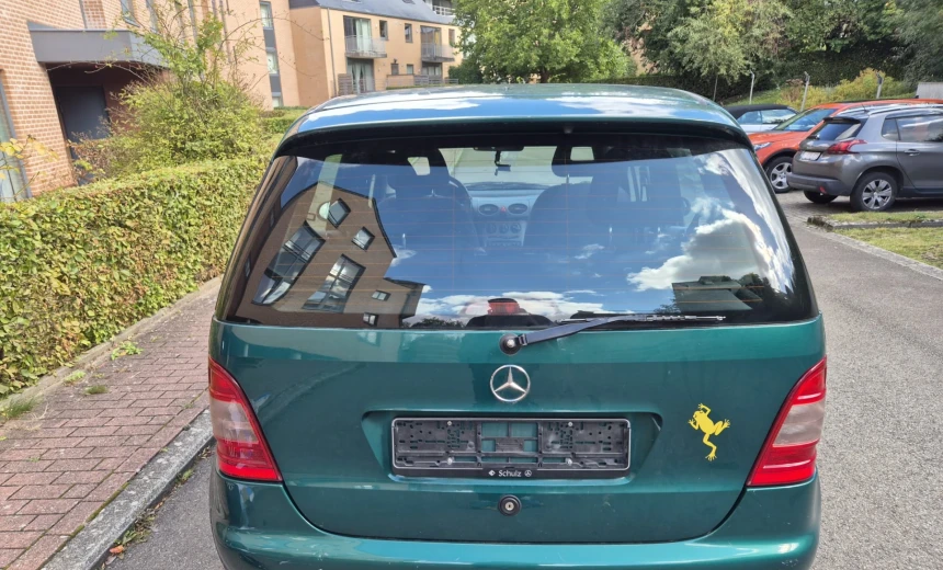 Mercedes-Benz A 160 1999 Gasoline Automatic Image 2