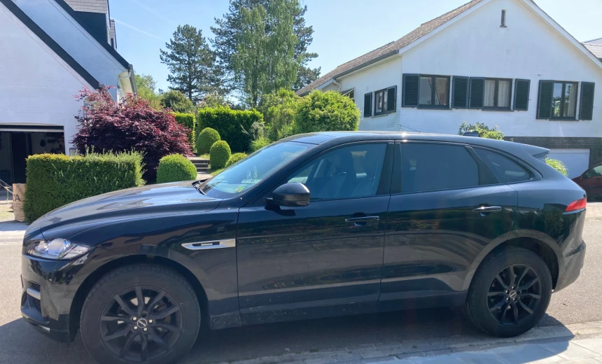 Jaguar F-Pace 2017 Diesel Automatic Image 4