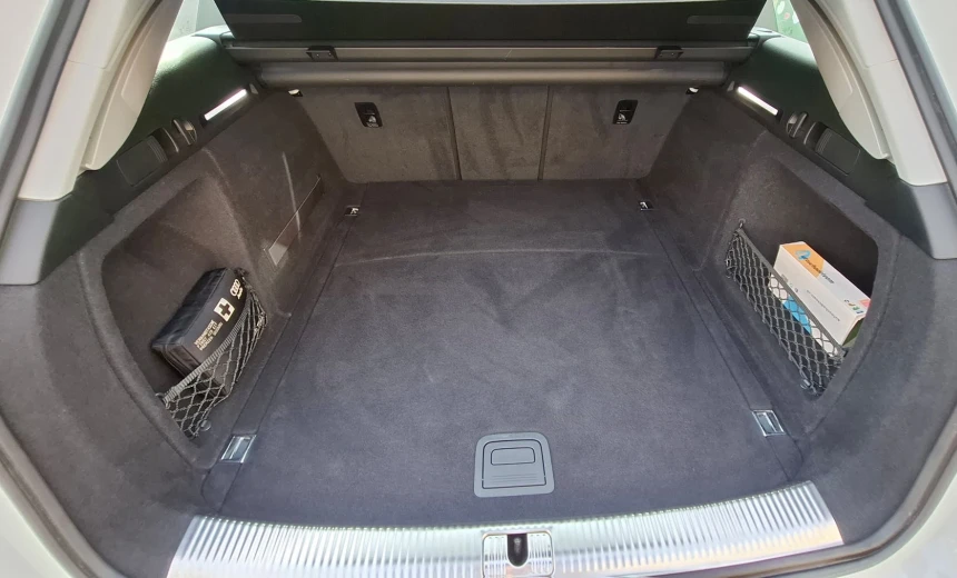 Audi A4 2016 Gasoline Automatic Image 5