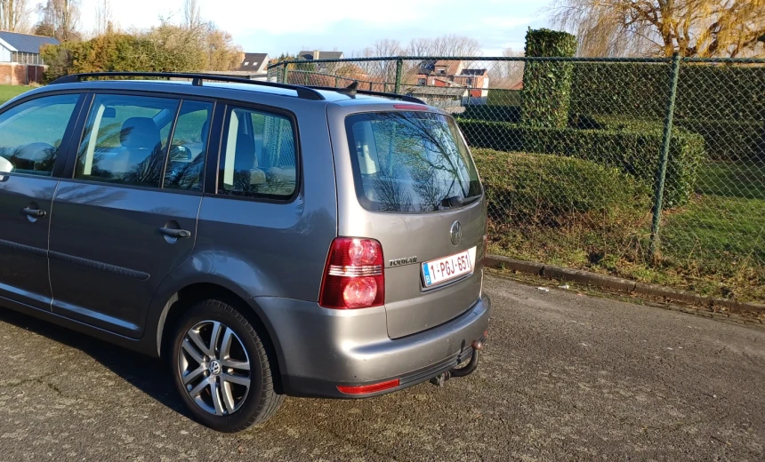 Volkswagen Touran 2009 Diesel Manual Image 5
