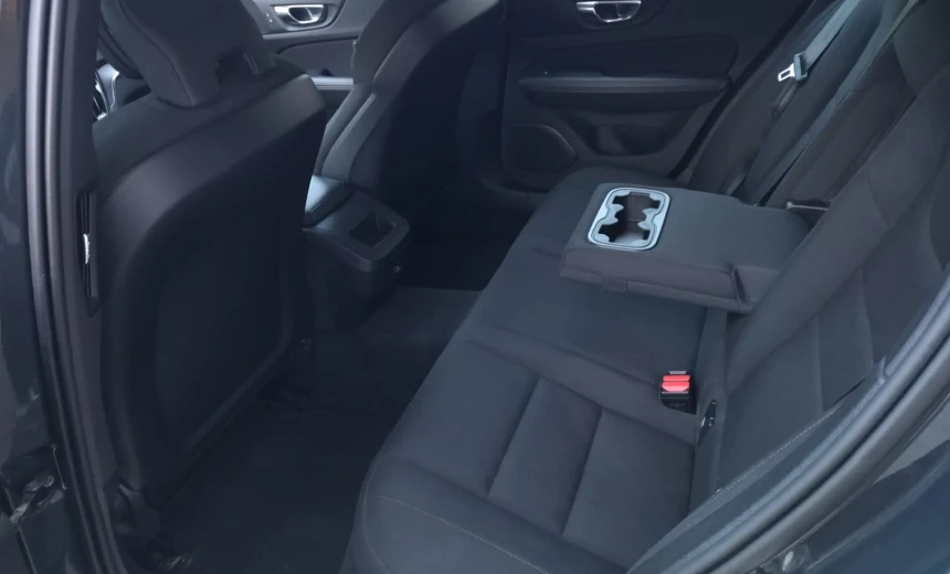 Volvo V60 2020 Diesel Manual Image 10