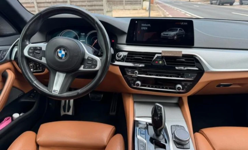 BMW 530 2018 Hybrid Electric/Gasoline Automatic Image 1