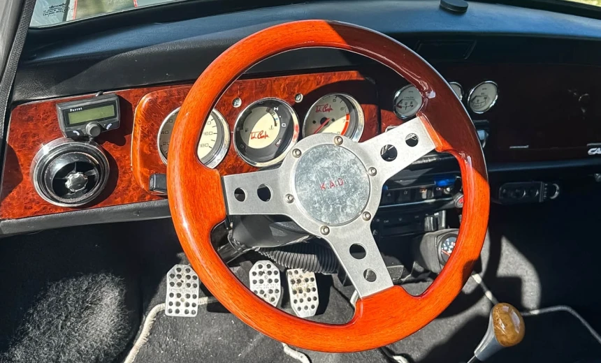 MINI John Cooper Works 1995 Gasoline Manual Image 4