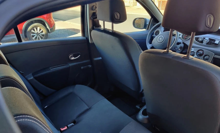 Renault Clio 2014 Gasoline Manual Image 10