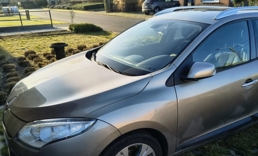 Renault Megane 2012 Gasoline Manual Image 2