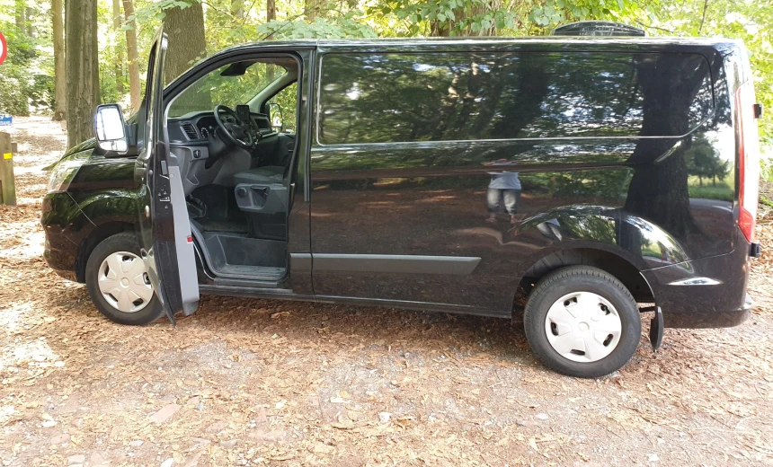 Ford Transit Custom 2021 Diesel Manual Image 5