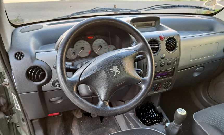 Peugeot Partner 2005 Gasoline Manual Image 10