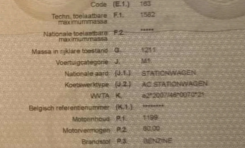 Peugeot 2008 2015 Gasoline Manual Image 2