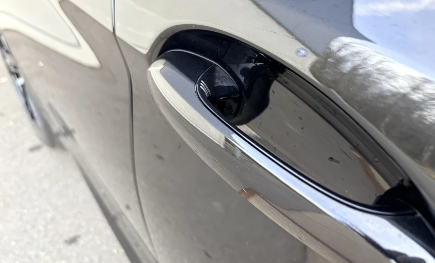 BMW 530 2021 Hybrid Electric/Gasoline Automatic Image 8