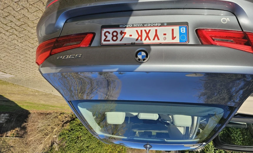 BMW Active Hybrid 5 2018 Hybrid Electric/Gasoline Automatic Image 2