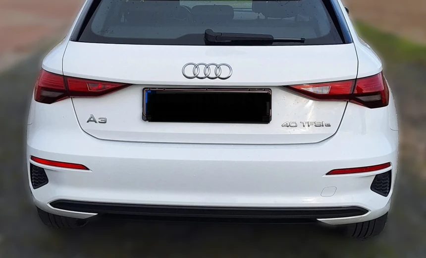 Audi A3 2022 Hybrid Electric/Gasoline Automatic Image 3