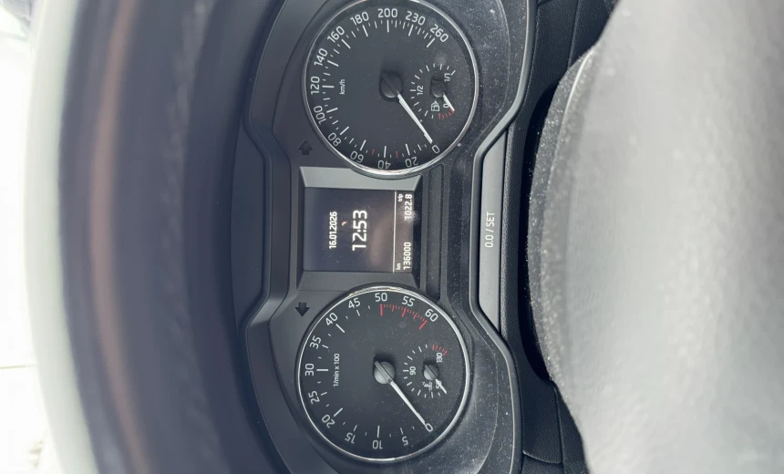 Skoda Octavia 2017 Diesel Automatic Image 9