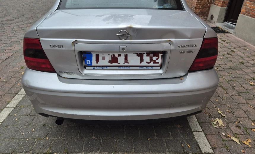 Opel Vectra 2000 Gasoline Manual Image 1