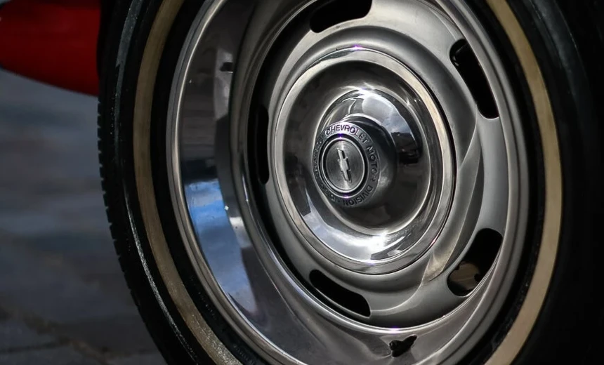 Chevrolet Corvette 1964 Gasoline Automatic Image 4