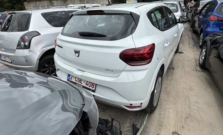 Dacia Sandero 2022 Gasoline Manual Image 2