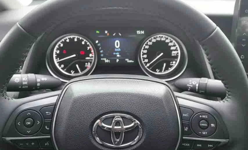 Toyota Camry 2023 Gasoline Automatic Image 11