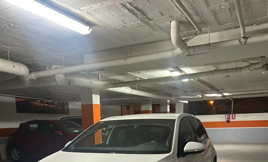 Volkswagen Golf GTI 2017 Gasoline Automatic Image 0