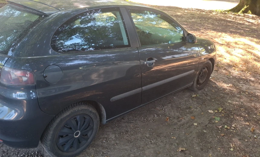 SEAT Ibiza 2008 Diesel Manual Image 0