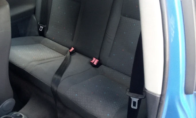 Volkswagen Polo 2002 Gasoline Manual Image 2