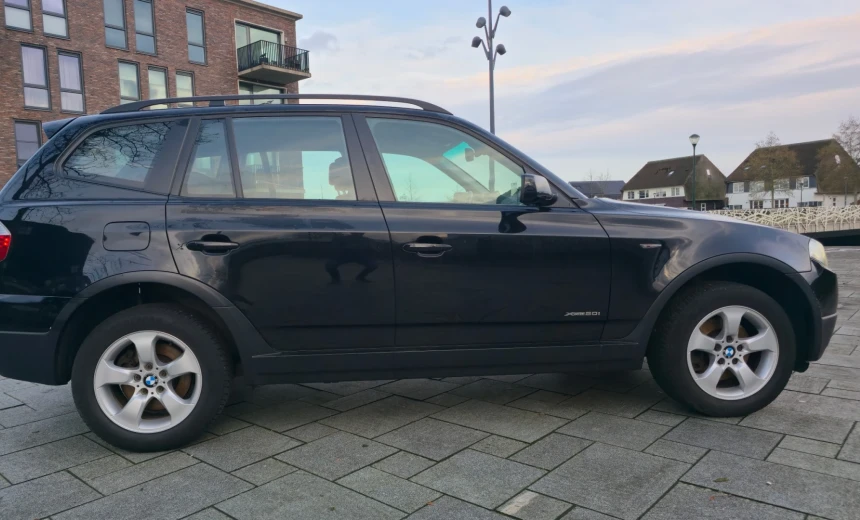 BMW X3 2009 Gasoline Manual Image 3