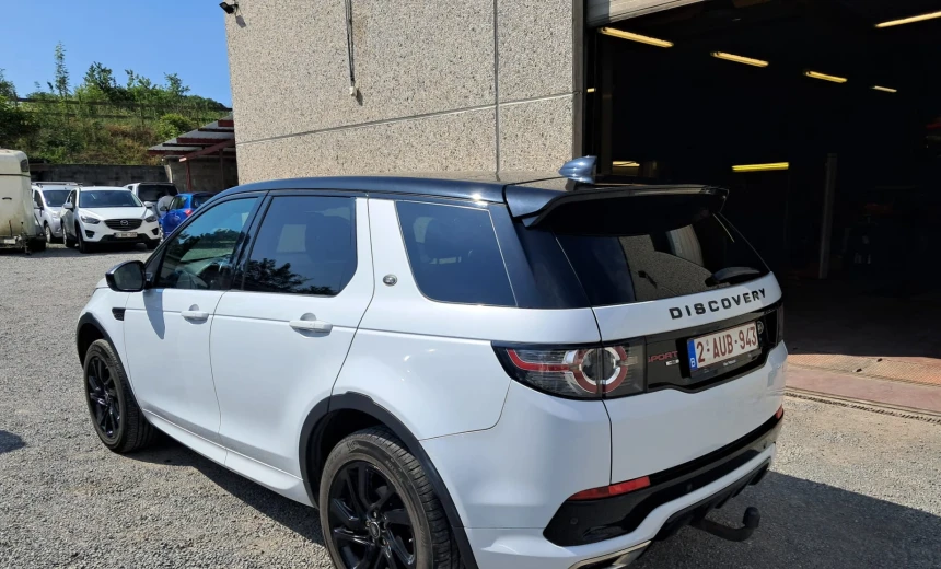 Land Rover Discovery Sport 2017 Diesel Automatic Image 3