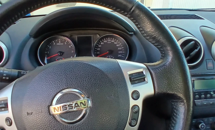 Nissan Qashqai 2012 Gasoline Manual Image 8