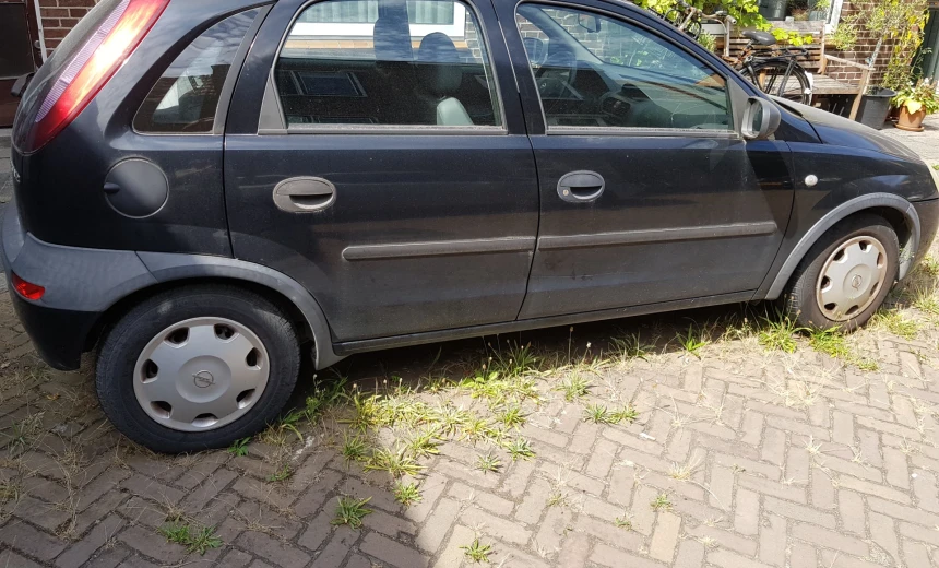 Opel Corsa 2001 Gasoline Manual Image 5