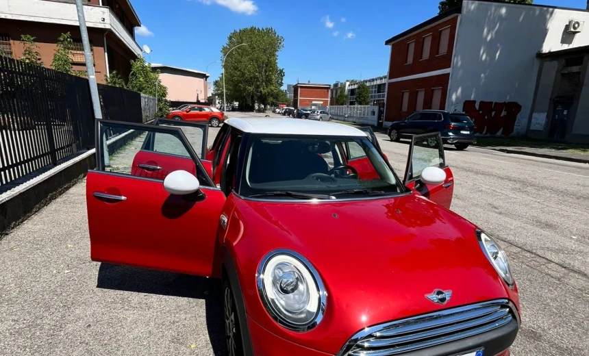 MINI One 2017 Gasoline Manual Image 5